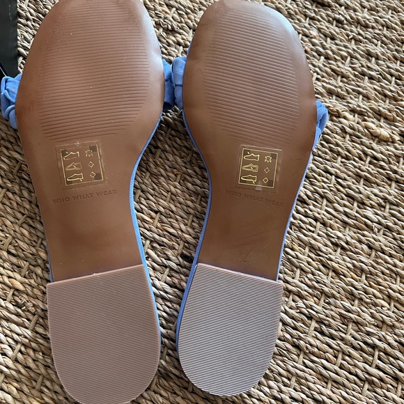 Who What Wear Celia Sandal, Blue Suede, Size 8.5 - Picture 2 of 5